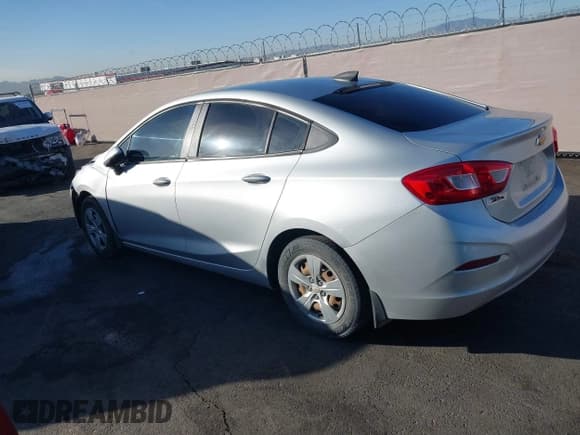 ✅ 2016 Chevrolet Cruze LS • VIN: 1G1BB5SM8G7269647 • Lot: 41114517. Listed on IAAI with 134,778 mi. Free auction sales archive from the USA and detailed vehicle history report at DreamBid. Image 3.