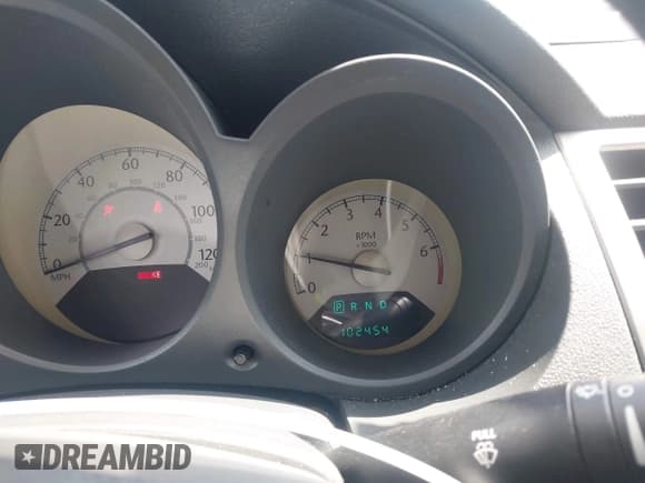 ✅ 2008 Chrysler Sebring LX • VIN: 1C3LC46J48N285025 • Лот: 43218588. Опубликован ранее на IAAI с пробегом 102 454 миль. Бесплатный доступ к архиву аукционных продаж из США и подробный отчёт об истории автомобиля на DreamBid. Изображение 15.