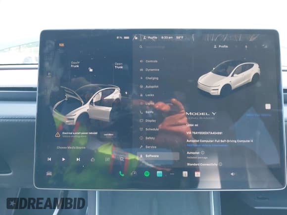 ✅ 2026 Tesla Model Y Long Range • VIN: 7SAYGDEDXTA454991 • Lot: 43320261. Listed on IAAI with 1,084 mi. Free auction sales archive from the USA and detailed vehicle history report at DreamBid. Image 18.