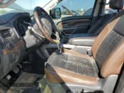 ✅ 2018 Nissan Titan Pro-4X • VIN: 1N6BA1F44JN541544 • Lot: 66129835. Wystawiony na Copart z przebiegiem 113 862 mil. Bezpłatny archiwum sprzedaży aukcyjnych z USA i szczegółowy raport historii pojazdu na DreamBid. Zdjęcie 7.