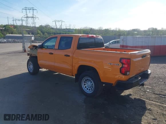 ✅ 2025 Chevrolet Colorado 4WD Work Truck • VIN: 1GCPTBEK0S1164857 • Lot: 42074353. Listed on IAAI with 92 mi. Free auction sales archive from the USA and detailed vehicle history report at DreamBid. Image 3.