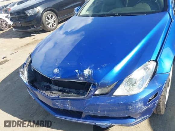 ✅ 2011 Mercedes-Benz E 350 • VIN: WDDKJ5GB8BF119656 • Lot: 42018996. Listed on IAAI with 96,721 mi. Free auction sales archive from the USA and detailed vehicle history report at DreamBid. Image 6.