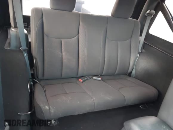 ✅ 2014 Jeep Wrangler Sport • VIN: 1C4AJWAG6EL230695 • Lot: 43687032. Listed on IAAI with 132,894 mi. Free auction sales archive from the USA and detailed vehicle history report at DreamBid. Image 8.