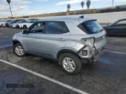 ✅ 2021 Hyundai Venue SE • VIN: KMHRB8A33MU069722 • Lot: 42709195. Wystawiony na Copart z przebiegiem 62 056 mil. Bezpłatny archiwum sprzedaży aukcyjnych z USA i szczegółowy raport historii pojazdu na DreamBid. Zdjęcie 2.