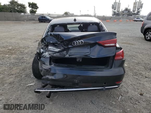 ✅ 2017 Audi A3 Premium • VIN: WAUAUGFFXH1034401 • Лот: 82754645. Опубликован ранее на Copart с пробегом 91 389 миль. Бесплатный доступ к архиву аукционных продаж из США и подробный отчёт об истории автомобиля на DreamBid. Изображение 6.