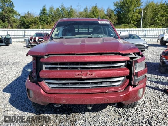 ✅ 2018 Chevrolet Silverado 1500 LTZ • VIN: 3GCUKSEC0JG529391 • Lot: 82593215. Wystawiony na Copart z przebiegiem 114 053 mil. Bezpłatny archiwum sprzedaży aukcyjnych z USA i szczegółowy raport historii pojazdu na DreamBid. Zdjęcie 5.
