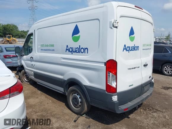 ✅ 2016 Ford Transit • VIN: 1FTYR1CG0GKA95827 • Lot: 42814606. Wystawiony na IAAI z przebiegiem 220 267 mil. Bezpłatny archiwum sprzedaży aukcyjnych z USA i szczegółowy raport historii pojazdu na DreamBid. Zdjęcie 3.