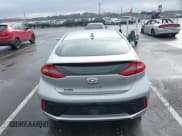 ✅ 2018 Hyundai Ioniq Limited • VIN: KMHC85LC9JU087279 • Lot: 41104562. Wystawiony na IAAI z przebiegiem 84 424 mil. Bezpłatny archiwum sprzedaży aukcyjnych z USA i szczegółowy raport historii pojazdu na DreamBid. Zdjęcie 16.