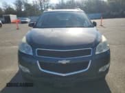 ✅ 2011 Chevrolet Traverse LS • VIN: 1GNKREED8BJ204542 • Lot: 66277994. Wystawiony na Copart z przebiegiem 164 580 mil. Bezpłatny archiwum sprzedaży aukcyjnych z USA i szczegółowy raport historii pojazdu na DreamBid. Zdjęcie 5.