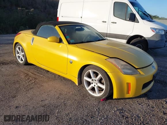✅ 2005 Nissan 350Z Touring • VIN: JN1AZ36A95M757140 • Lot: 41048738. Wystawiony na IAAI z przebiegiem 177 744 mil. Bezpłatny archiwum sprzedaży aukcyjnych z USA i szczegółowy raport historii pojazdu na DreamBid. Zdjęcie 1.