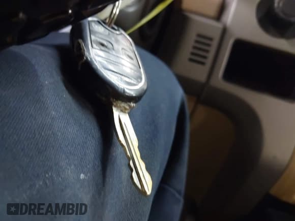 ✅ 2011 Ford F-150 XL • VIN: 1FTFW1EF2BFC99678 • Lot: 43250903. Listed on IAAI with 149,975 mi. Free auction sales archive from the USA and detailed vehicle history report at DreamBid. Image 11.