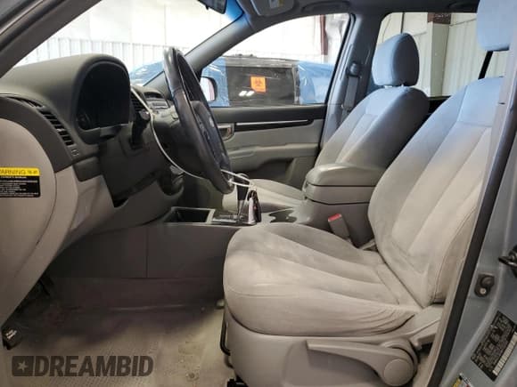 ✅ 2008 Hyundai Santa Fe GLS • VIN: 5NMSG13D58H159309 • Lot: 76707614. Listed on Copart with Not provided. Free auction sales archive from the USA and detailed vehicle history report at DreamBid. Image 7.