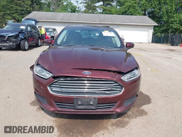 ✅ 2016 Ford Fusion S Hybrid • VIN: 3FA6P0UU7GR405548 • Лот: 42431290. Опубликован ранее на IAAI с пробегом 120 263 миль. Бесплатный доступ к архиву аукционных продаж из США и подробный отчёт об истории автомобиля на DreamBid. Изображение 12.