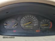 ✅ 2000 Mitsubishi Galant ES • VIN: 4A3AA46G1YE023862 • Lot: 61449105. Wystawiony na Copart z przebiegiem 206 364 mil. Bezpłatny archiwum sprzedaży aukcyjnych z USA i szczegółowy raport historii pojazdu na DreamBid. Zdjęcie 9.