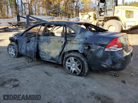 ✅ 2014 Chevrolet Impala LT • VIN: 2G1WB5E34E1111529 • Лот: 77334134. Опубликован ранее на Copart с пробегом Не указан. Бесплатный доступ к архиву аукционных продаж из США и подробный отчёт об истории автомобиля на DreamBid. Изображение 2.