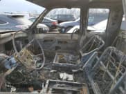 ✅ 1995 GMC Sierra 1500 • VIN: 2GTEK19K0S1570324 • Лот: 43065205. Опубликован ранее на Copart с пробегом Не указан. Бесплатный доступ к архиву аукционных продаж из США и подробный отчёт об истории автомобиля на DreamBid. Изображение 7.