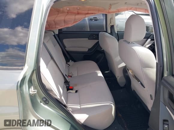 ✅ 2014 Subaru Forester Premium • VIN: JF2SJAEC2EH467753 • Lot: 43527400. Wystawiony na IAAI z przebiegiem 76 714 mil. Bezpłatny archiwum sprzedaży aukcyjnych z USA i szczegółowy raport historii pojazdu na DreamBid. Zdjęcie 8.