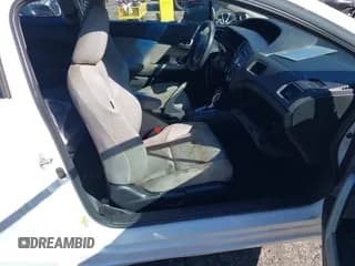 ✅ 2014 Honda Civic LX • VIN: 2HGFG3B57EH512696 • Лот: 43434630. Опубликован ранее на IAAI с пробегом 231 051 миль. Бесплатный доступ к архиву аукционных продаж из США и подробный отчёт об истории автомобиля на DreamBid. Изображение 5.