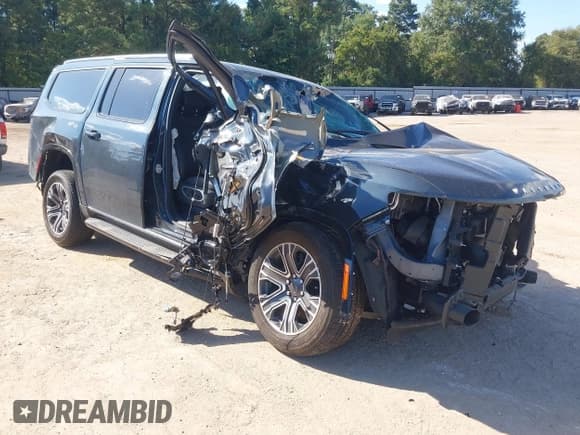 ✅ 2024 Jeep Wagoneer Series II • VIN: 1C4SJRBP9RS146130 • Lot: 43349875. Listed on IAAI with 30,607 mi. Free auction sales archive from the USA and detailed vehicle history report at DreamBid. Image 1.
