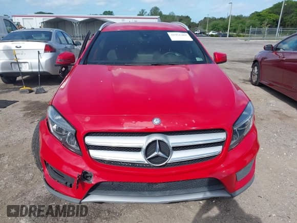 ✅ 2017 Mercedes-Benz GLA 250 • VIN: WDCTG4EB6HJ312429 • Lot: 41951489. Wystawiony na IAAI z przebiegiem 83 614 mil. Bezpłatny archiwum sprzedaży aukcyjnych z USA i szczegółowy raport historii pojazdu na DreamBid. Zdjęcie 12.