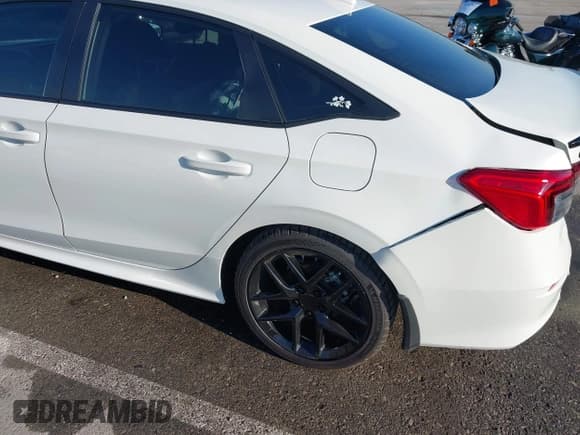 ✅ 2023 Honda Civic Sport • VIN: 2HGFE2F52PH567778 • Lot: 43224295. Wystawiony na IAAI z przebiegiem 94 565 mil. Bezpłatny archiwum sprzedaży aukcyjnych z USA i szczegółowy raport historii pojazdu na DreamBid. Zdjęcie 17.