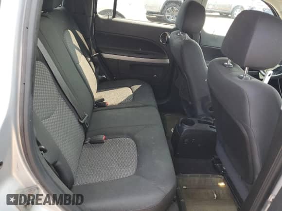 2010 Chevrolet HHR LS with VIN 3GNBAADB2AS533329, listed as a Copart auction lot 69927794 with 85,272 mi miles and Salvage title. Bid and sale history available at DreamBid. Image 10.