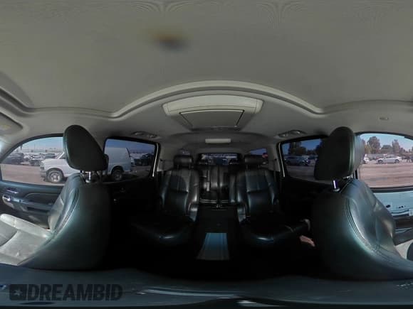 ✅ 2014 Chevrolet Suburban LT • VIN: 1GNSKJE79ER112840 • Lot: 64709074. Wystawiony na Copart z przebiegiem Nie podano. Bezpłatny archiwum sprzedaży aukcyjnych z USA i szczegółowy raport historii pojazdu na DreamBid. Zdjęcie 13.