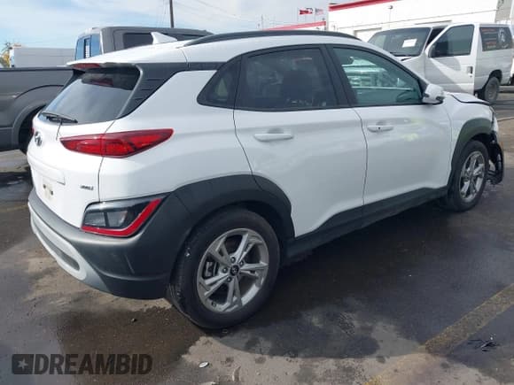 ✅ 2023 Hyundai Kona SEL • VIN: KM8K6CAB4PU937635 • Лот: 43465806. Опубликован ранее на IAAI с пробегом 28 375 миль. Бесплатный доступ к архиву аукционных продаж из США и подробный отчёт об истории автомобиля на DreamBid. Изображение 4.