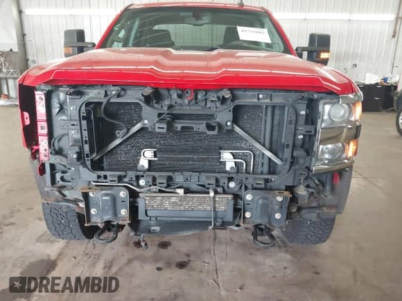 ✅ 2015 Chevrolet Silverado 2500HD LT • VIN: 1GC2KVEG0FZ527739 • Lot: 42731082. Wystawiony na IAAI z przebiegiem 301 898 mil. Bezpłatny archiwum sprzedaży aukcyjnych z USA i szczegółowy raport historii pojazdu na DreamBid. Zdjęcie 6.