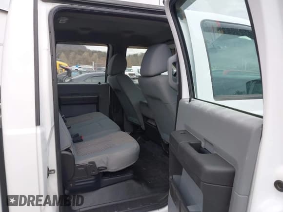 ✅ 2016 Ford F-250 Lariat • VIN: 1FT7W2B63GEC86790 • Lot: 41917887. Listed on IAAI with 112,179 mi. Free auction sales archive from the USA and detailed vehicle history report at DreamBid. Image 8.