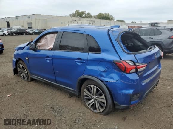 ✅ 2020 Mitsubishi Outlander ES • VIN: JA4AR3AU9LU006027 • Лот: 81489455. Опубликован ранее на Copart с пробегом Не указан. Бесплатный доступ к архиву аукционных продаж из США и подробный отчёт об истории автомобиля на DreamBid. Изображение 2.