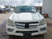 ✅ 2011 Mercedes-Benz GL 450 • VIN: 4JGBF7BEXBA687084 • Lot: 43074035. Wystawiony na IAAI z przebiegiem 196 731 mil. Bezpłatny archiwum sprzedaży aukcyjnych z USA i szczegółowy raport historii pojazdu na DreamBid. Zdjęcie 6.