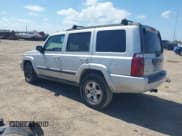 ✅ 2007 Jeep Commander Sport • VIN: 1J8HG48K87C598061 • Лот: 42809400. Опубликован ранее на IAAI с пробегом 200 961 миль. Бесплатный доступ к архиву аукционных продаж из США и подробный отчёт об истории автомобиля на DreamBid. Изображение 3.
