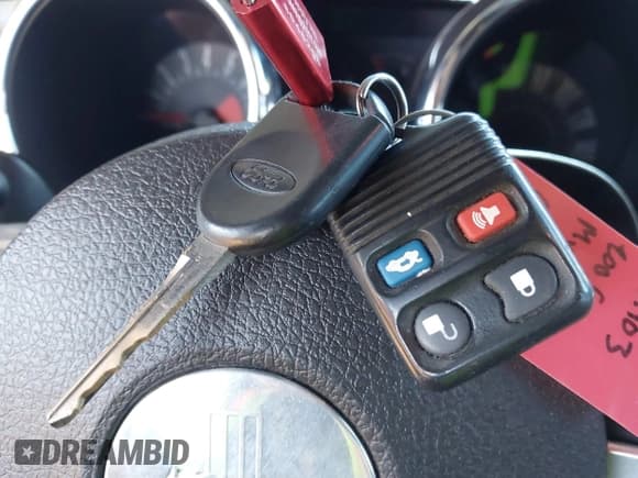 ✅ 2005 Ford Mustang GT Deluxe • VIN: 1ZVHT85H055248991 • Лот: 43541903. Опубликован ранее на IAAI с пробегом 120 990 миль. Бесплатный доступ к архиву аукционных продаж из США и подробный отчёт об истории автомобиля на DreamBid. Изображение 11.