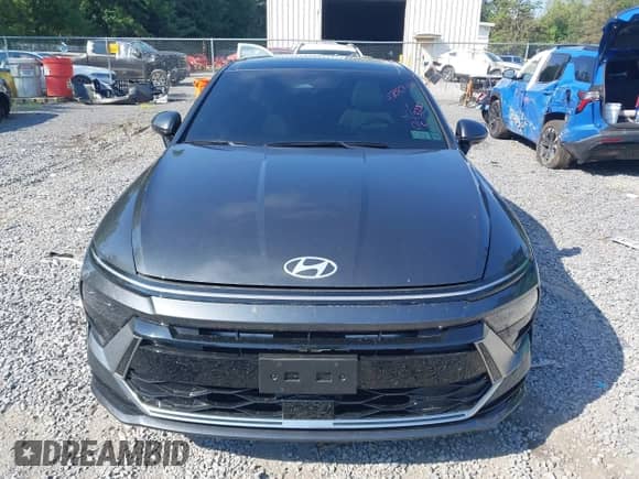 2025 Hyundai Sonata SEL Convenience with VIN KMHL14JA4SA453281, listed as a IAAI auction lot 42987444 with 3,280 mi miles and . Bid and sale history available at DreamBid. Image 12.