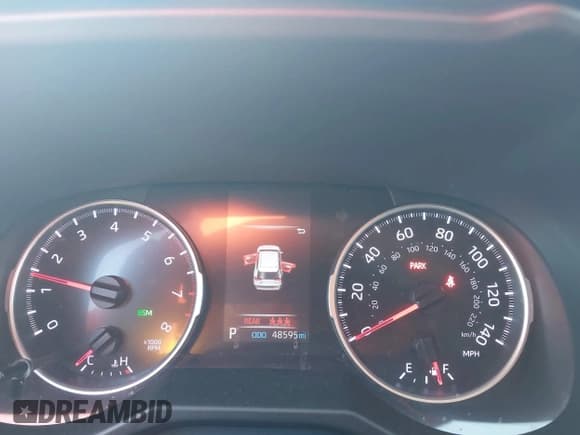 ✅ 2020 Toyota RAV4 XLE • VIN: 2T3P1RFV1LW103821 • Lot: 43360181. Listed on IAAI with 48,595 mi. Free auction sales archive from the USA and detailed vehicle history report at DreamBid. Image 7.