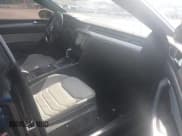 ✅ 2019 Volkswagen Arteon SEL Premium R-Line • VIN: WVWTR7AN6KE007076 • Lot: 42476632. Wystawiony na IAAI z przebiegiem 87 975 mil. Bezpłatny archiwum sprzedaży aukcyjnych z USA i szczegółowy raport historii pojazdu na DreamBid. Zdjęcie 5.