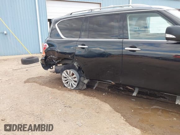 ✅ 2019 Nissan Armada SL • VIN: JN8AY2ND0KX009137 • Lot: 43342554. Wystawiony na IAAI z przebiegiem 130 329 mil. Bezpłatny archiwum sprzedaży aukcyjnych z USA i szczegółowy raport historii pojazdu na DreamBid. Zdjęcie 6.