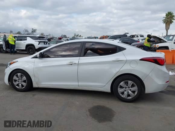 2016 Hyundai Elantra SE with VIN 5NPDH4AE2GH687829, listed as a IAAI auction lot 43431605 with 213,173 mi miles and . Bid and sale history available at DreamBid. Image 14.