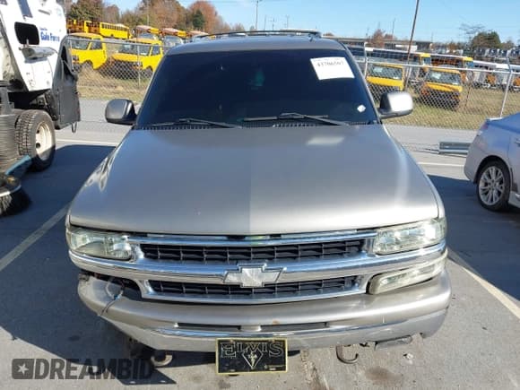 ✅ 2002 Chevrolet Tahoe LS • VIN: 1GNEC13Z42R243992 • Lot: 43706507. Listed on IAAI with 245,208 mi. Free auction sales archive from the USA and detailed vehicle history report at DreamBid. Image 12.