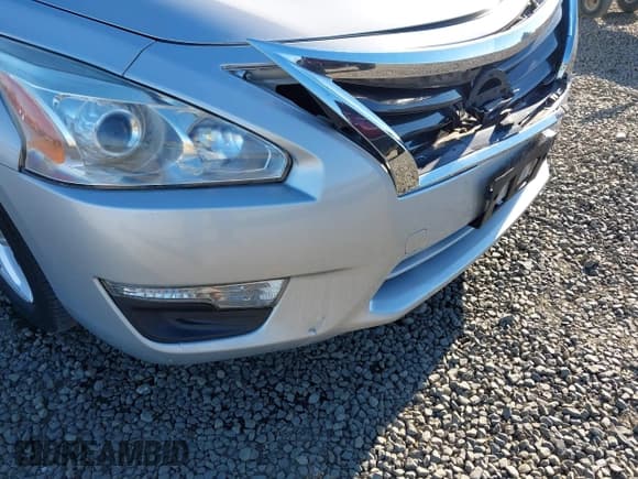 ✅ 2014 Nissan Altima 2.5 • VIN: 1N4AL3AP5EN261567 • Lot: 43390327. Wystawiony na IAAI z przebiegiem 139 285 mil. Bezpłatny archiwum sprzedaży aukcyjnych z USA i szczegółowy raport historii pojazdu na DreamBid. Zdjęcie 17.