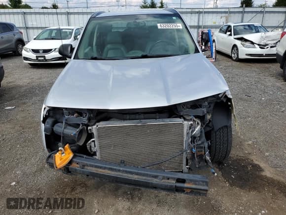 ✅ 2004 Saturn VUE V6 • VIN: 5GZCZ63444S807649 • Lot: 63202255. Wystawiony na Copart z przebiegiem 107 896 mil. Bezpłatny archiwum sprzedaży aukcyjnych z USA i szczegółowy raport historii pojazdu na DreamBid. Zdjęcie 5.