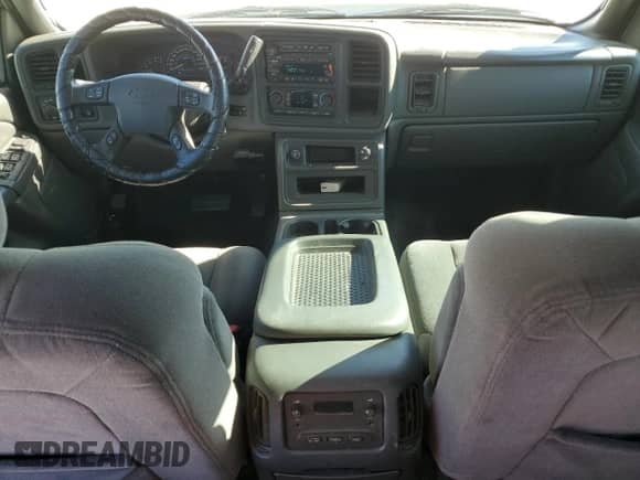 ✅ 2006 Chevrolet Silverado 1500 LT1 • VIN: 2GCEC13T761186450 • Lot: 69518144. Wystawiony na Copart z przebiegiem 128 398 mil mil. Skorzystaj z bezpłatnego archiwum sprzedaży aukcyjnych z USA i zobacz szczegółowy raport historii pojazdu na DreamBid. Zdjęcie 8.