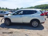 ✅ 2017 Nissan Rogue SL • VIN: 5N1AT2MT5HC884728 • Lot: 42330244. Listed on IAAI with 89,744 mi. Free auction sales archive from the USA and detailed vehicle history report at DreamBid. Image 15.