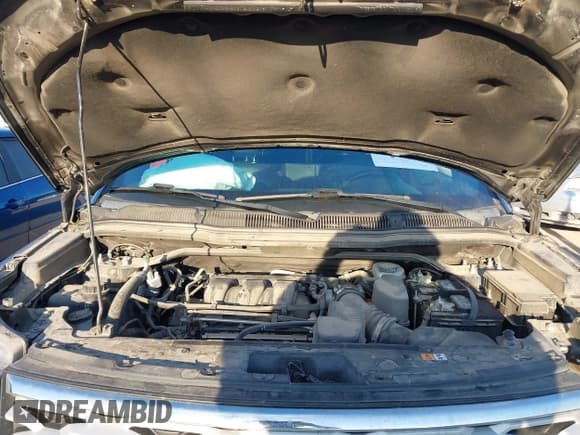 ✅ 2018 Ford Explorer XLT • VIN: 1FM5K7D83JGC25445 • Lot: 43302004. Wystawiony na IAAI z przebiegiem 94 127 mil. Bezpłatny archiwum sprzedaży aukcyjnych z USA i szczegółowy raport historii pojazdu na DreamBid. Zdjęcie 10.