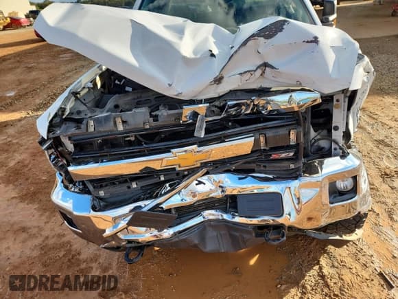 ✅ 2015 Chevrolet Silverado 2500HD LT • VIN: 1GC1KVEG8FF643056 • Лот: 90825615. Опубликован ранее на Copart с пробегом 148 563 миль. Бесплатный доступ к архиву аукционных продаж из США и подробный отчёт об истории автомобиля на DreamBid. Изображение 11.