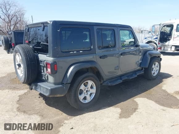 ✅ 2020 Jeep Wrangler Unlimited Sport S • VIN: 1C4HJXDG5LW144435 • Lot: 41993097. Wystawiony na IAAI z przebiegiem 27 675 mil. Bezpłatny archiwum sprzedaży aukcyjnych z USA i szczegółowy raport historii pojazdu na DreamBid. Zdjęcie 4.