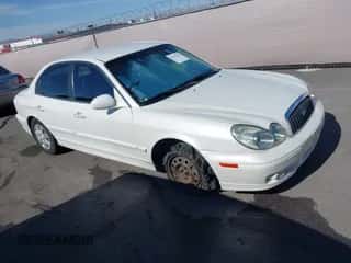2003 Hyundai Sonata с VIN KMHWF25HX3A822513, выставлен на аукционе IAAI как лот 42235446 с пробегом 194 388 миль миль и . История ставок и продаж доступна на DreamBid. Изображение 1.