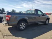 ✅ 2018 Ford F-150 XL • VIN: 1FTMF1CP3JKF70112 • Lot: 85824395. Wystawiony na Copart z przebiegiem 100 851 mil. Bezpłatny archiwum sprzedaży aukcyjnych z USA i szczegółowy raport historii pojazdu na DreamBid. Zdjęcie 3.