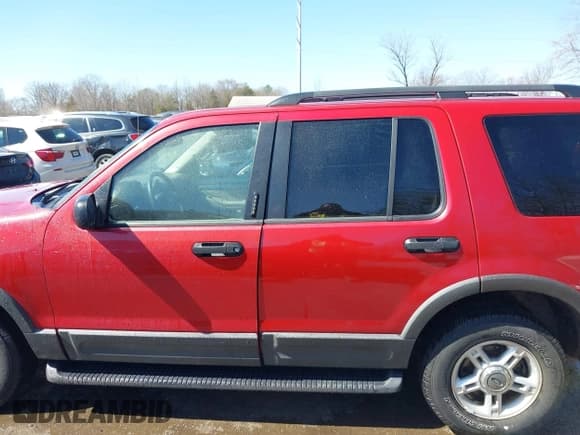 ✅ 2003 Ford Explorer XLT • VIN: 1FMZU73W13UA55229 • Lot: 41758546. Listed on IAAI with 178,469 mi. Free auction sales archive from the USA and detailed vehicle history report at DreamBid. Image 14.